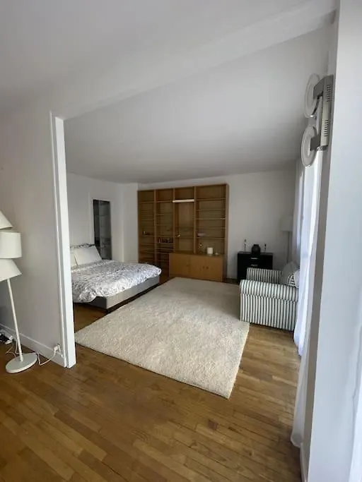 Charmant Appartement Paris Xvie- Avec Balcon! Apartment