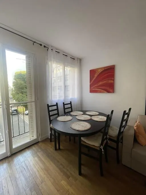 Apartment Charmant Appartement Paris Xvie- Avec Balcon! France